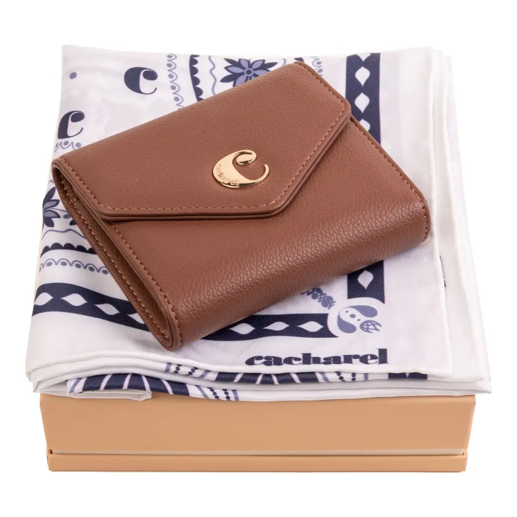 Parure Cacharel (portefeuille dame & foulard)